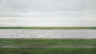 Illustration for article titled What Does It Take to Sell the Most Expensive Photograph in History?